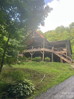 A home in Flat Top Mountain