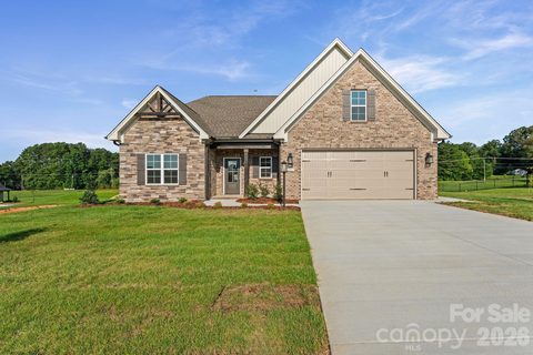 257 Sandpiper Drive pending home in Berrier Farms, Lexington, NC
