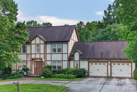 1001 Plantation Drive sold home in Plantation Heights, Lenoir, NC