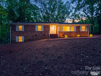 Homes in Hickory Grove, Charlotte