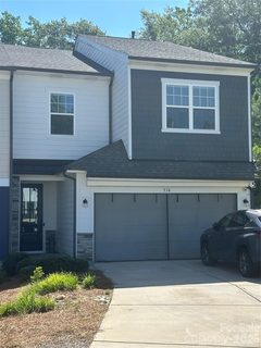 Homes in Ashburn, Fort Mill
