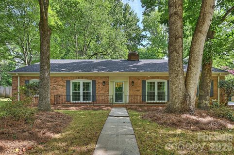 9301 Hinson Drive sold home in Sardis Forest, Matthews, NC