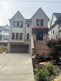 630 Ashworth Road active home in Cotswold, Charlotte, NC