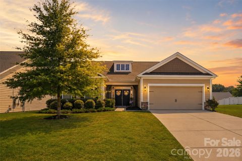 294 Robinwood Lane active home in Cypress Point, Clover, SC