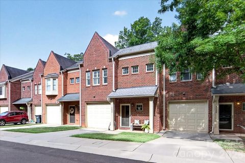 Previously sold for $470,000