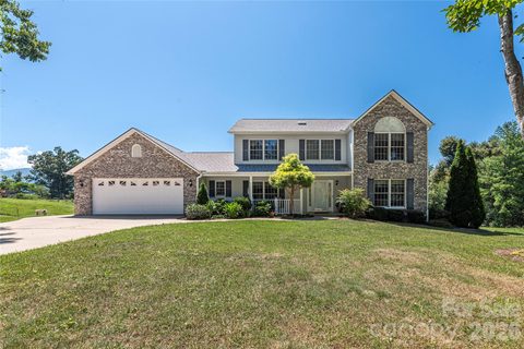 Homes in Forest Knoll, Weaverville