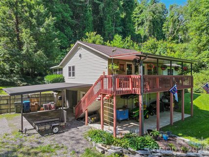 462 Farley Street sold home in Indian Springs, Waynesville, NC
