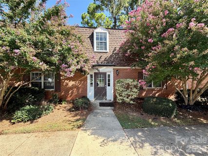 5805 Hunting Ridge Lane active condo in Hunting Ridge, Charlotte, NC