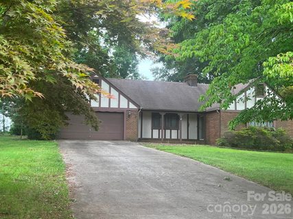 Homes in Hillsborough, Taylorsville