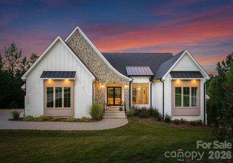 A home in Davidson Pond