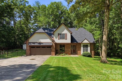 218 Westwood Drive sold home in Westwood, Morganton, NC