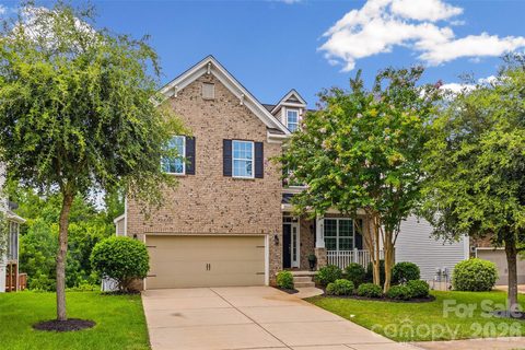 9233 Inverness Bay Road