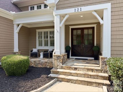 Previously sold for $1,399,000