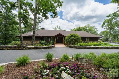 815 Crest Trail sold home in Linville Ridge, Linville, NC