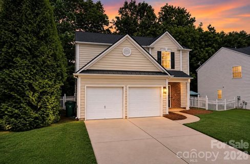 15114 Edindale Drive active home in Edinburgh, Charlotte, NC