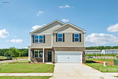 5311 Harriets Memory Trail active home in Clark Creek Landing, Lincolnton, NC