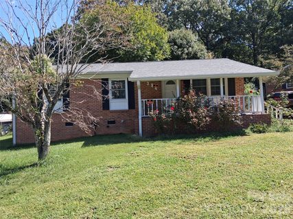394 Efird Street active home in Lynn Acres, Gastonia, NC