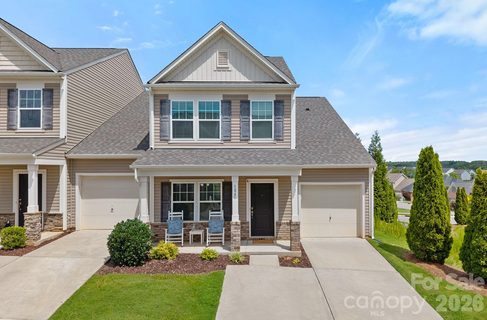 106 Brookshire Lane active home in Larkin Townhomes, Statesville, NC