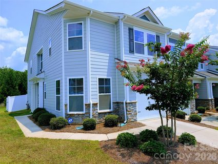 644 Altamonte Drive pending townhome in Ivy Ridge, Clover, SC