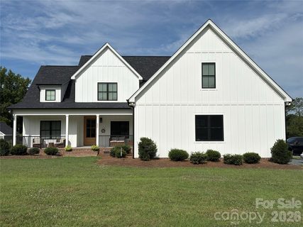 Homes in Glenwood, Oakboro