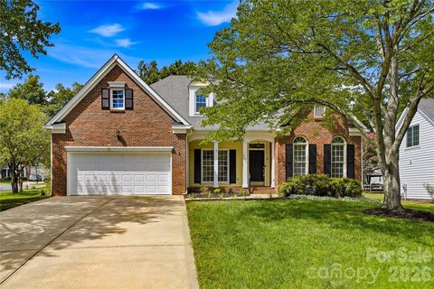 2604 Lamp Post Lane active home in Lantern Green, Kannapolis, NC