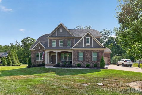 1016 Kara Court sold home in Vickery, Matthews, NC