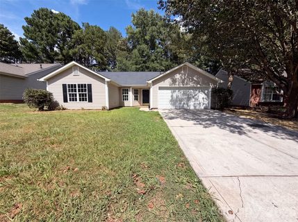 2223 Mancke Drive active home in Barron Estates, Rock Hill, SC