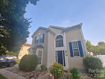 9026 Shenington Place active home in Braemar, Charlotte, NC