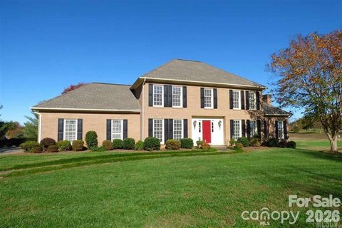 18 Meandering Way active home in Granada Farms, Granite Falls, NC