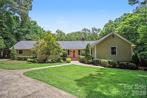 519 Raintree Drive active home in Rain Forest, Matthews, NC