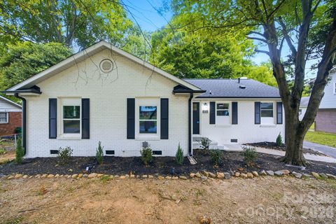 Homes in Westchester, Charlotte