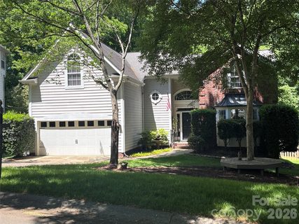 6116 Robley Tate Court active home in Providence Commons, Charlotte, NC