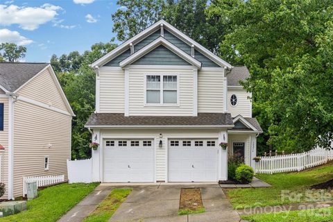 Homes in Riverbend, Charlotte