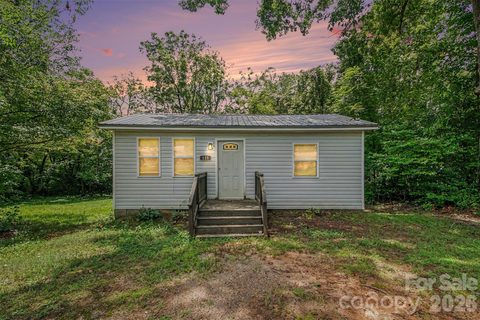 Homes in Statesville, Statesville
