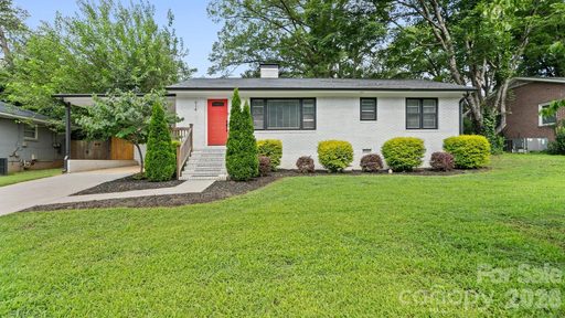 914 Crestmere Street active home in Enderly Park, Charlotte, NC