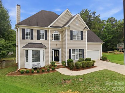 10310 Sawtimber Court pending home in Hampton Ridge, Huntersville, NC