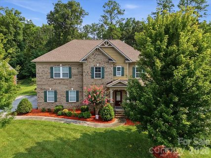 2666 Stonewood View pending home in Trinity Crest, Kannapolis, NC