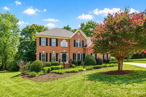 4523 Brent Wood Drive active home in Belle Meade, Belmont, NC