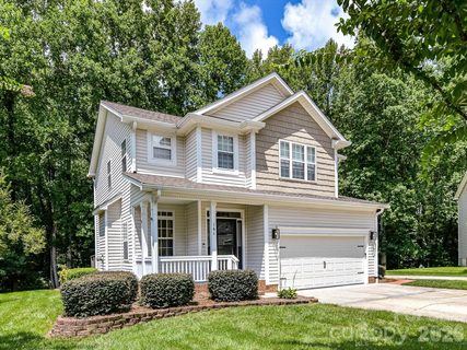 141 Drawbridge Court pending home in Windsor Woods, Mooresville, NC