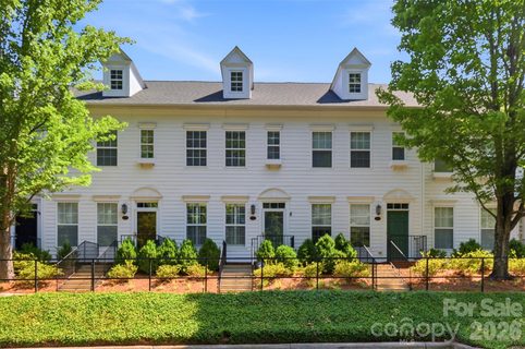 Homes in Park Square, Matthews