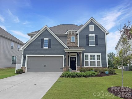 2073 Saddlebred Drive pending home in The Farm At Ingleside, Iron Station, NC