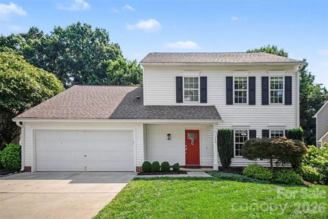138 Nahcotta Drive active home in Winborne, Mooresville, NC