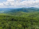 Na Pine Ridge Road sold home in Hendersonville, SC