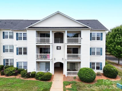 3965 Mohawk Court active condo in Citiside, Charlotte, NC