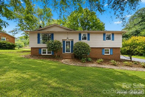 3233 26th Street sold home in Eastwood, Hickory, NC