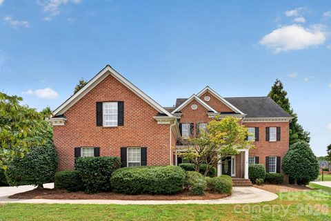 105 Castlestone Lane sold home in Blackstone, Matthews, NC