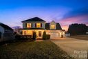 121 Guernsey Court sold home in Dallas, SC