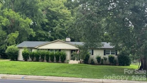 7511 Monroe Road active home in Woodberry Forest, Charlotte, NC