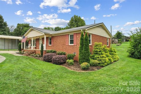 205 Cliffside Drive sold home in Briarcliff, Kannapolis, NC