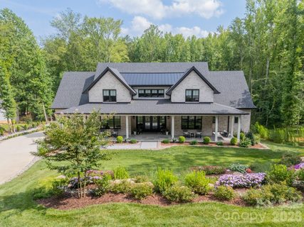 Homes in Oak Hill Plantation, Waxhaw